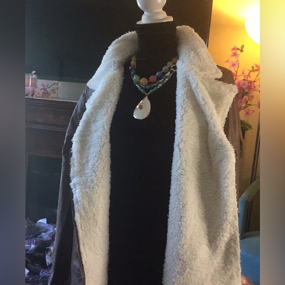 🍁NWT TORRID 3X(22-24) SHERPA LINED COGNAC BOMBER JACKET - Picture 12 of 14